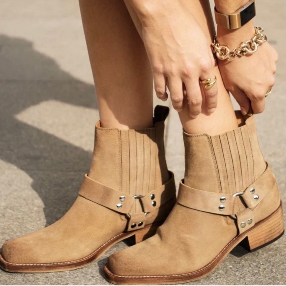 Anthropologie Toral Rider Cavalry short suede Boots chelsea Harness Size 39/8.5